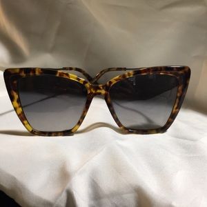 DIFF BECKY II Tortoise with Smoke lenses